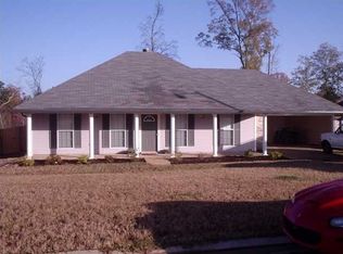 160 Carl Cir, Byram, MS 39272
