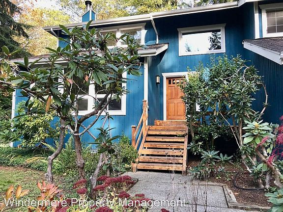 3rd image of 9612 NE Timberlane Pl