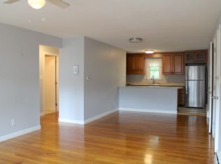 31 Arlington Rd APT 5, Woburn, MA 01801