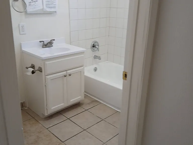 9553 Compton Ave #3 — Photo 2