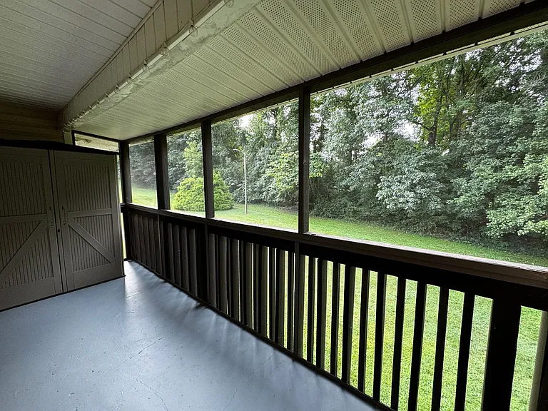 132 Turnwood Ln — Photo 11