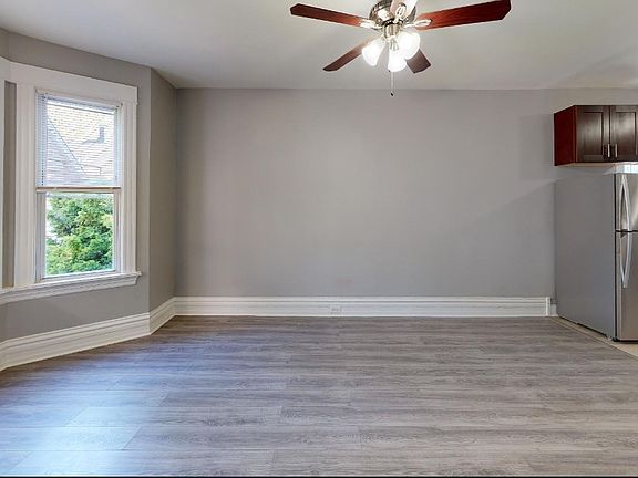 2nd image of 4220 N Saint Louis Ave #2