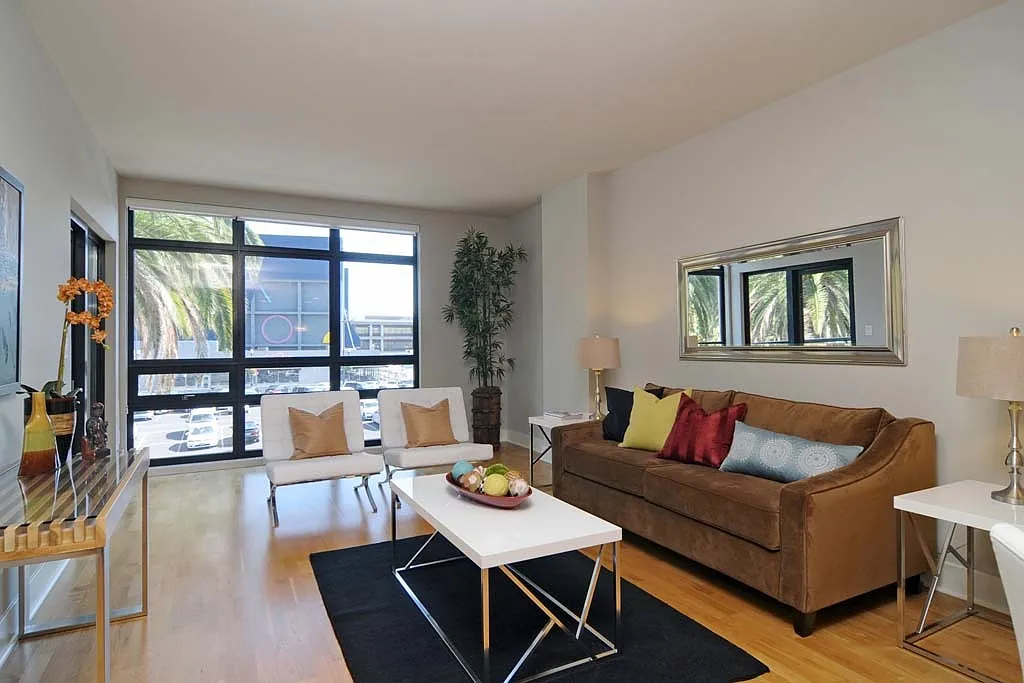 88 E San Fernando St Unit 206 photo 1