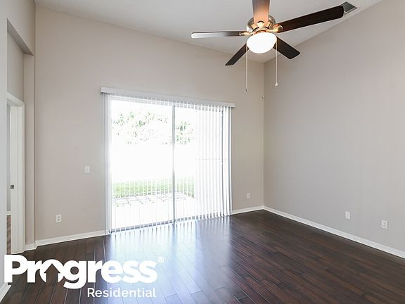 3rd image of 15843 Green Cove Blvd