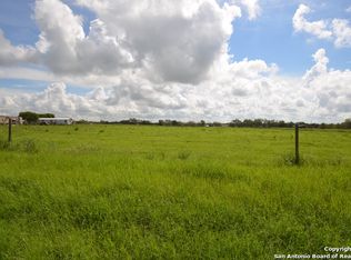 16944 Shady Falls Rd, Elmendorf, TX 78112