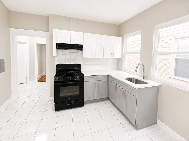 4 Millington Ave #1 — Photo 1