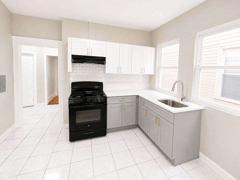 1st image of 4 Millington Ave Floor 1
