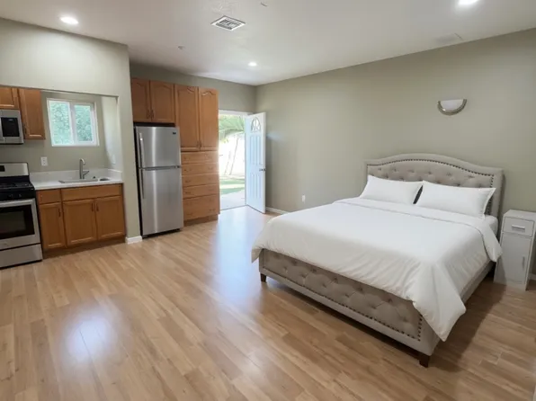 760 S F St, Oxnard, CA 93030