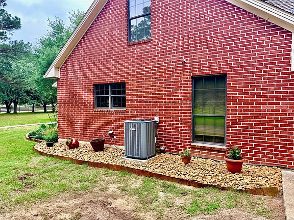 4th image of 31928 Reids Prairie Rd