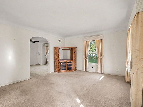 5th image of 3516 Konkle St