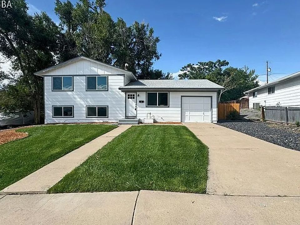 1st image of 5 Tweed Ln
