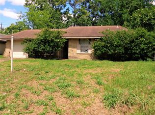 10538 Woodwick St, Houston, TX 77016