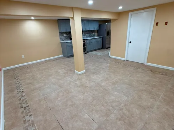 (undisclosed Address), Jamaica, NY 11434
