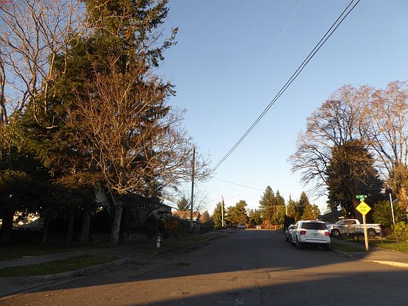 4th image of 1216 S Mason Ave