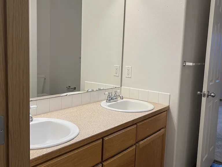 10104 Montana Rd #B — Photo 28