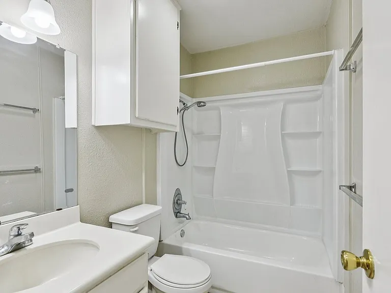 1314 Bitterlake — Photo 13