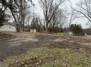 1585 Merle Rd, Salem, OH 44460