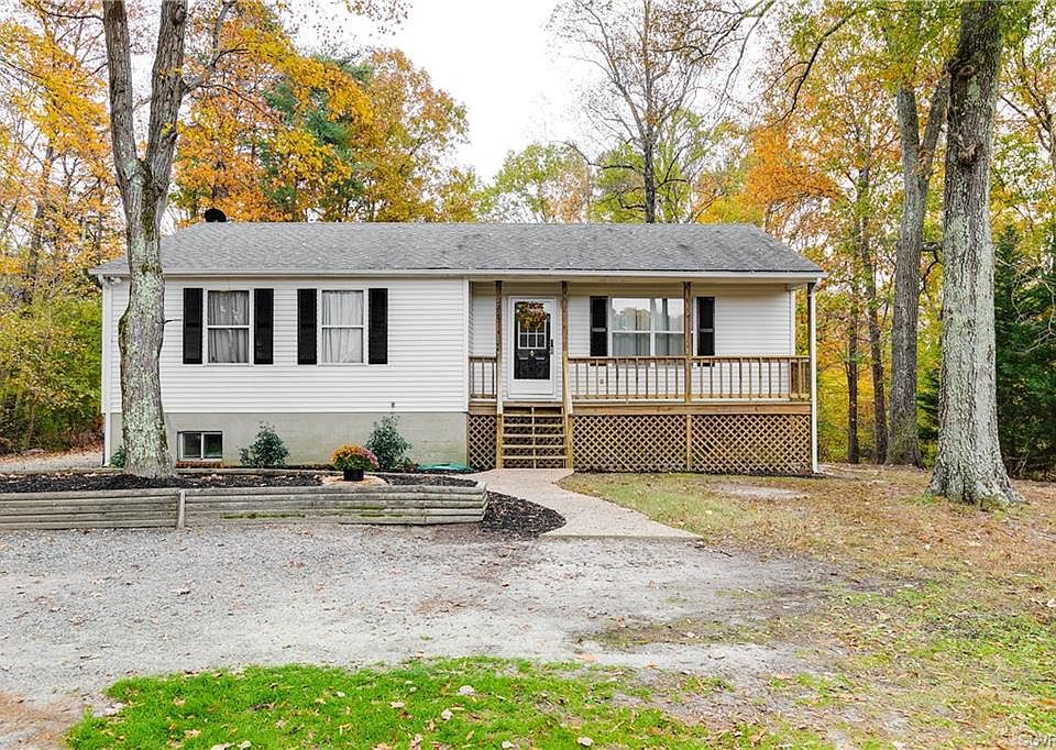 1st image of 21314 Graystone Ln