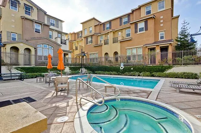 1 bed, $1,595 — Photo 3