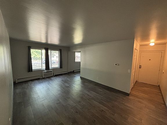 3rd image of 2680 Woodward Ave SW APT 5