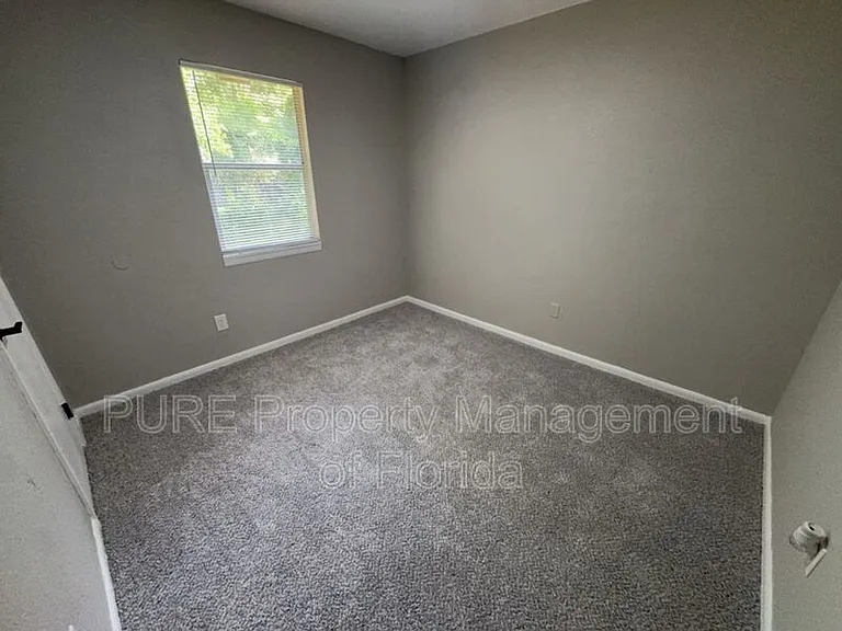 595 NW 100th St #A — Photo 37