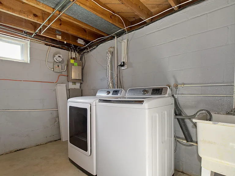 In-home, full-sized washer & dryer.