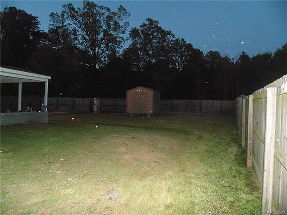 4th image of 406 Glencroft Dr #28