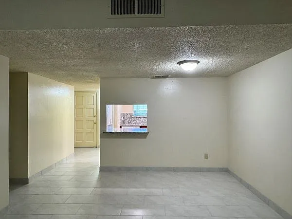 2 bed, 920 sqft, $1,195 — Photo 4