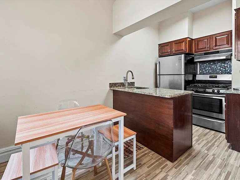 6015 Boulevard E #D4 — Photo 3