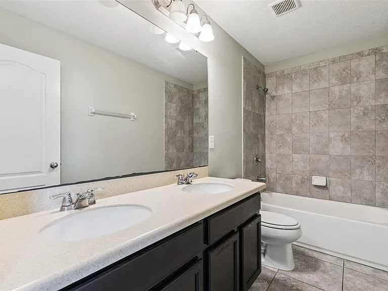 618 Merry Brook Cir — Photo 17