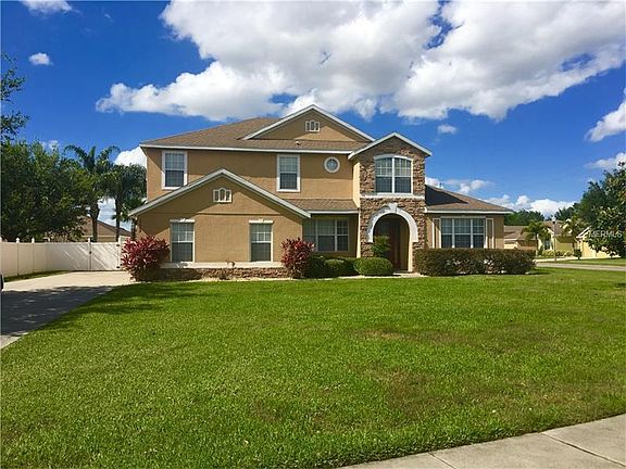 2nd image of 3267 Fawnwood Dr