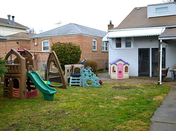 3rd image of 11217 S Kedzie Ave