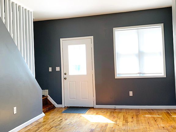 2nd image of 219B Targee St
