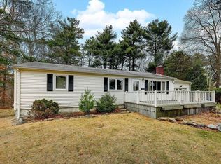 72 Evergreen Rd, North Kingstown, RI 02852