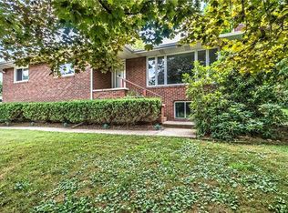 2824 Clearview Rd, Allison Park, PA 15101