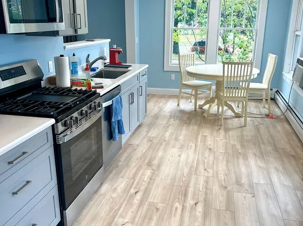 507 Shelburne Rd #1, Burlington, VT 05401