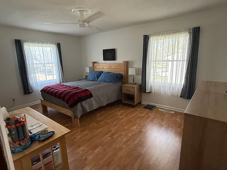 Main Bedroom