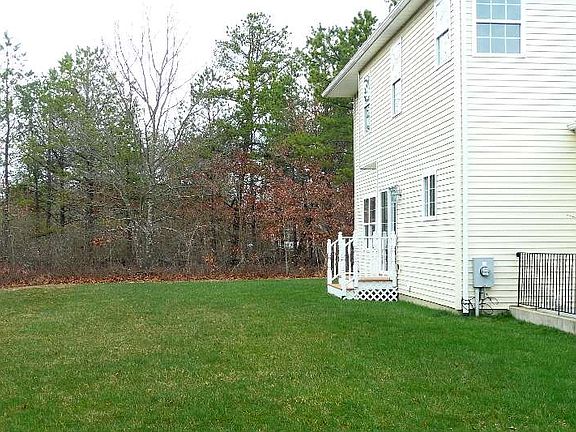 3rd image of 4 Sylvan Ct