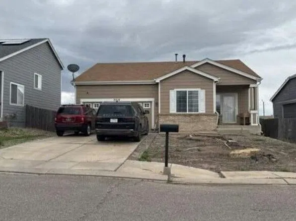 2216 Cowhand Pl, Pueblo, CO 81008
