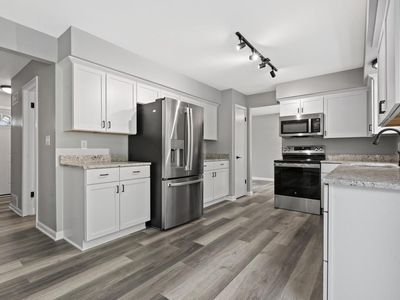 S80W23790 Parkview DRIVE, Big Bend, WI, 53103