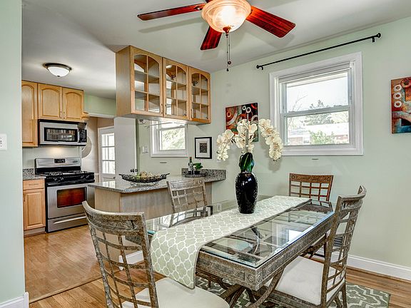 Open Kitchen adjacent to dining room