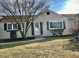 2003 Bookbinder Ct, Toms River, NJ 08753