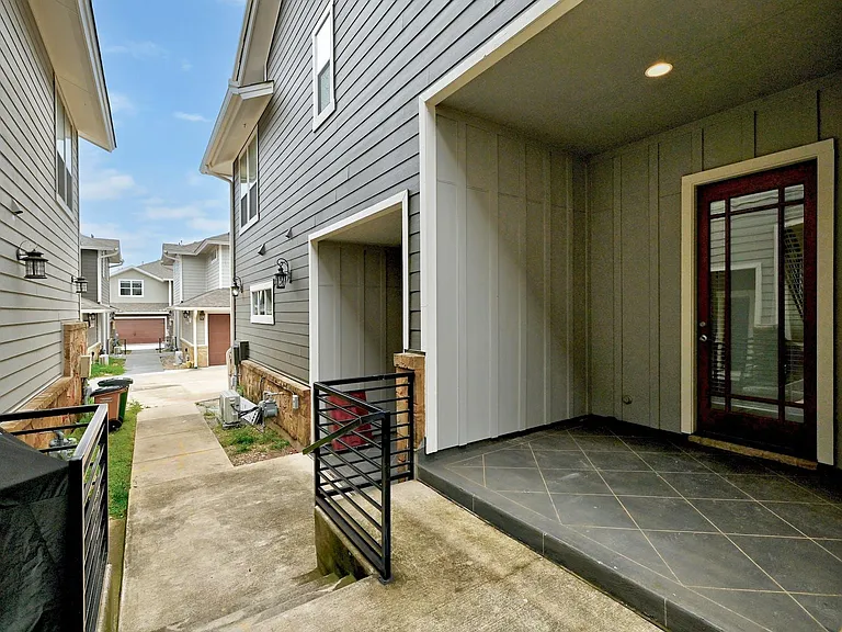 1704 Cedar Bend Dr #5B — Photo 28