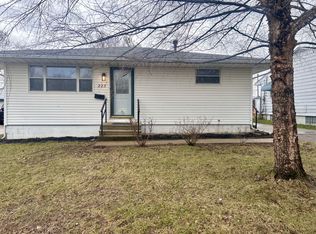 223 Currier Dr, Columbus, OH 43207