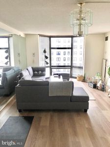 2018 Walnut 32 St #14J, Philadelphia, PA, 19103