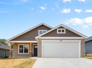 907 Horine Rd, Festus, MO 63028