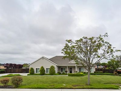 254 Rosebud Ave, Hollister, CA, 95023