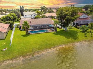 20725 Waters Edge Ct, Boca Raton, FL 33498