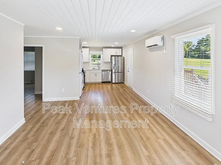 312 Eunice Dr #A — Photo 14