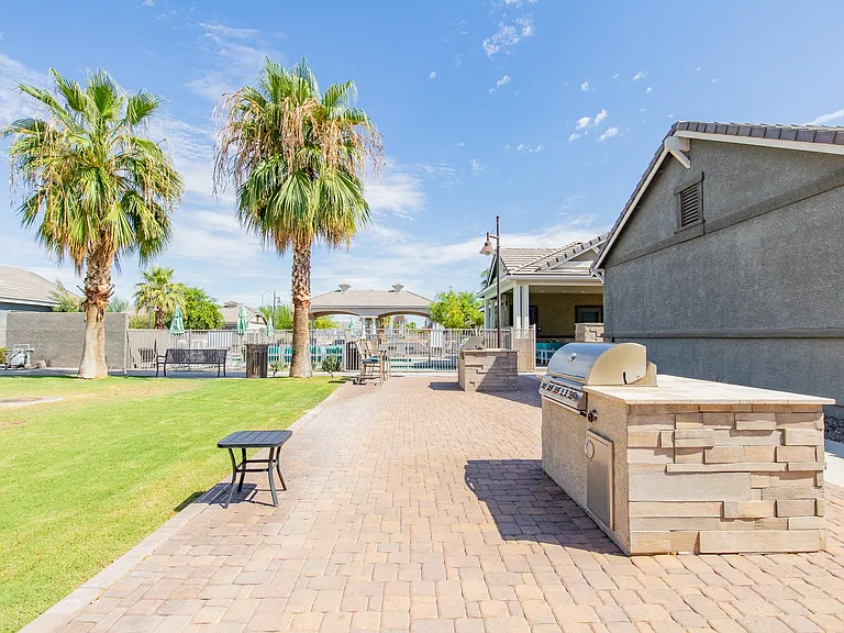 Villas on Olive — Photo 14